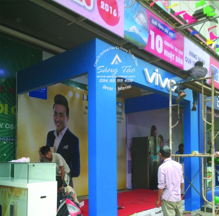 gian hàng trưng bày sản phẩm Vivo Smartphone